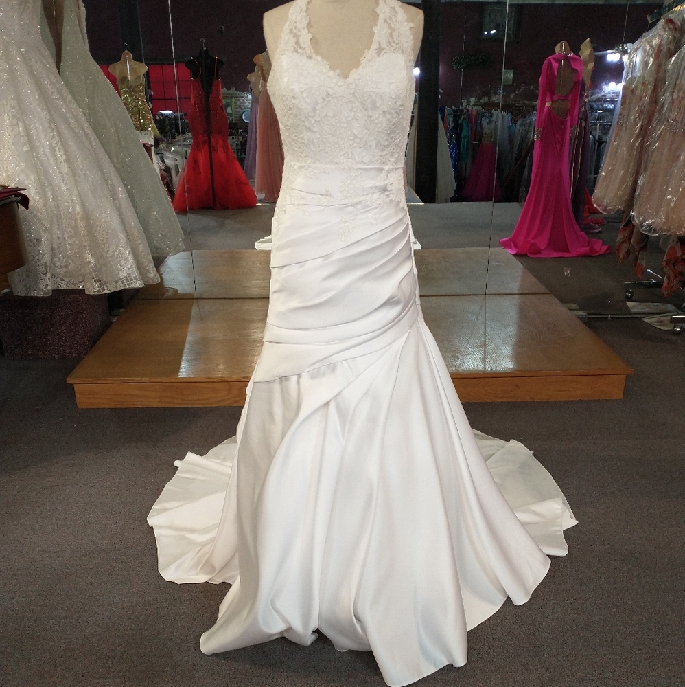 Wedding dress